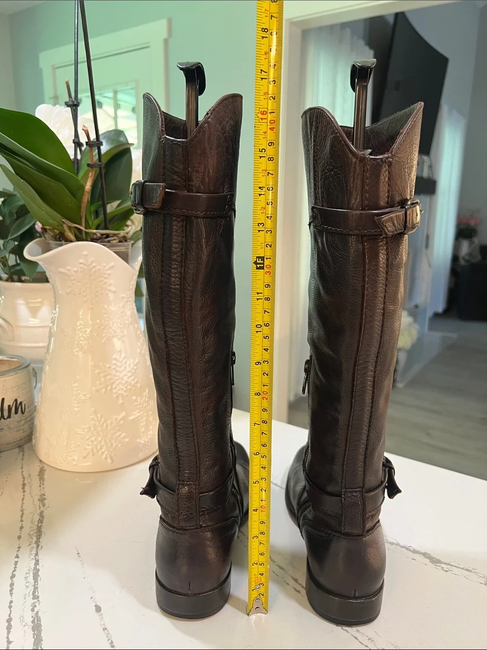 Frye sleek over